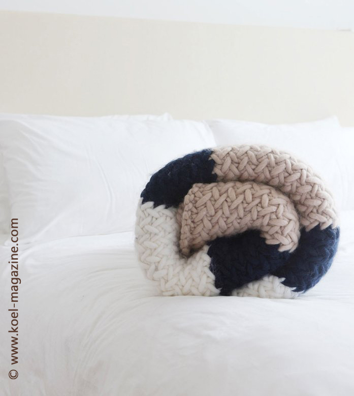 Decke aus knit & hook - the bulky merino - Koel Magazine