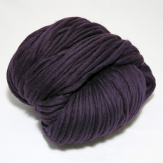 knit & hook - the bulky merino Strang - 904 Pflaume