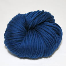 knit & hook - the bulky merino Strang - 906 Blau