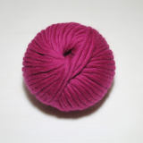 knit & hook - the bulky merino Knäuel - 905 Fuchsia